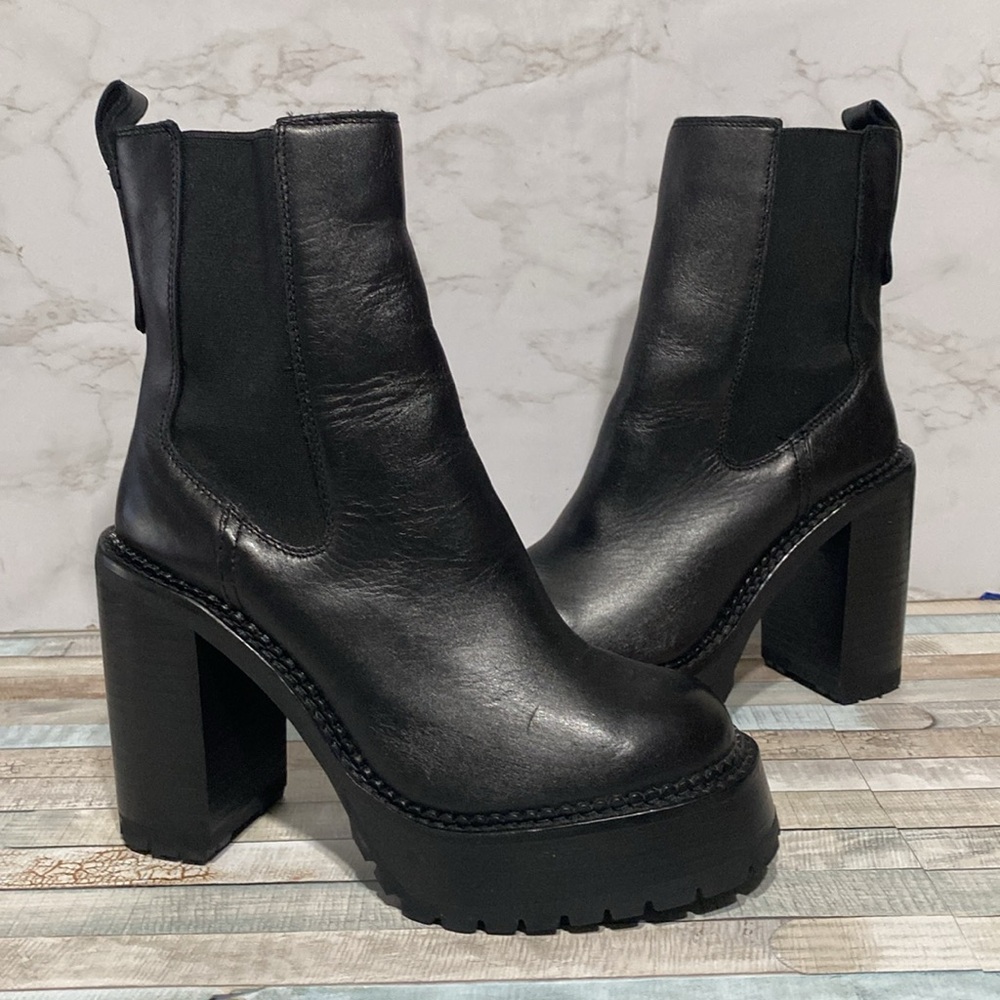 AQUA Rouge High Heel Booties